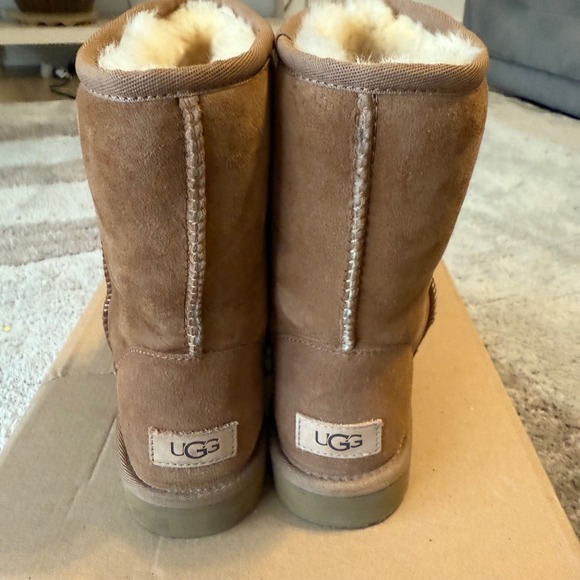 UGG Classic Short II Boots Chestnut Suede Shearling 1016223 Womens 7 - Picture 8 of 16